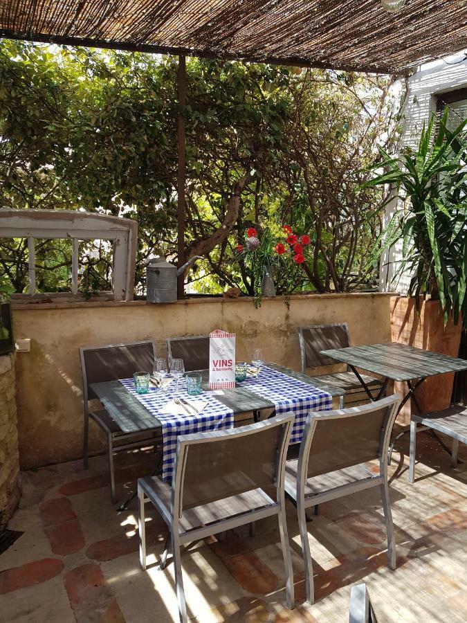 Le Crillon Hotel Murs  Exterior photo